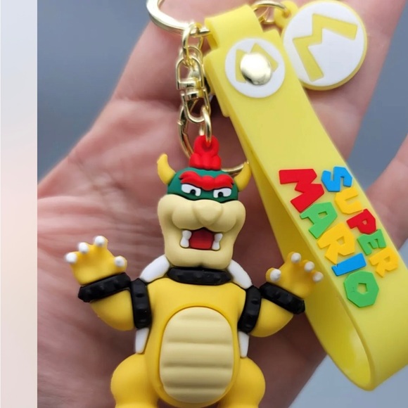 New Super Mario Bros Bowser And Yoshi Silicone Keychain Set - Picture 9 of 10